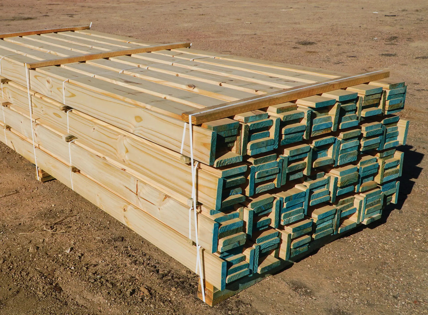 Tabla de pino tratado en CCA 6” x 1” x 330cm