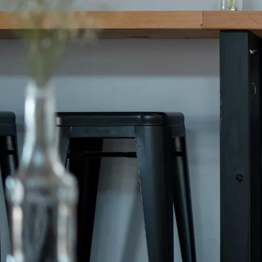 Banco de metal TOLIX - NEGRO